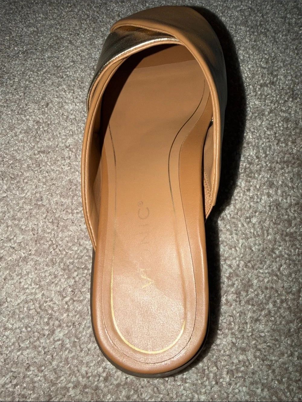 Vionic Two-Tone Tan and Gold Slide Sandals - Picture 3 of 5
